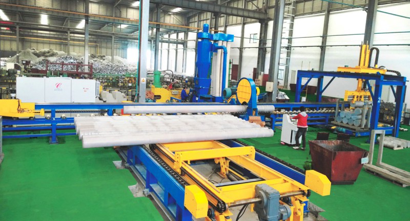 鋁棒自動鋸切生產線